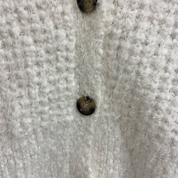 Y2K inspired Catherine Malandrino Ivory Fuzzy knit Button-Up Cardigan Large - Picture 5 of 6